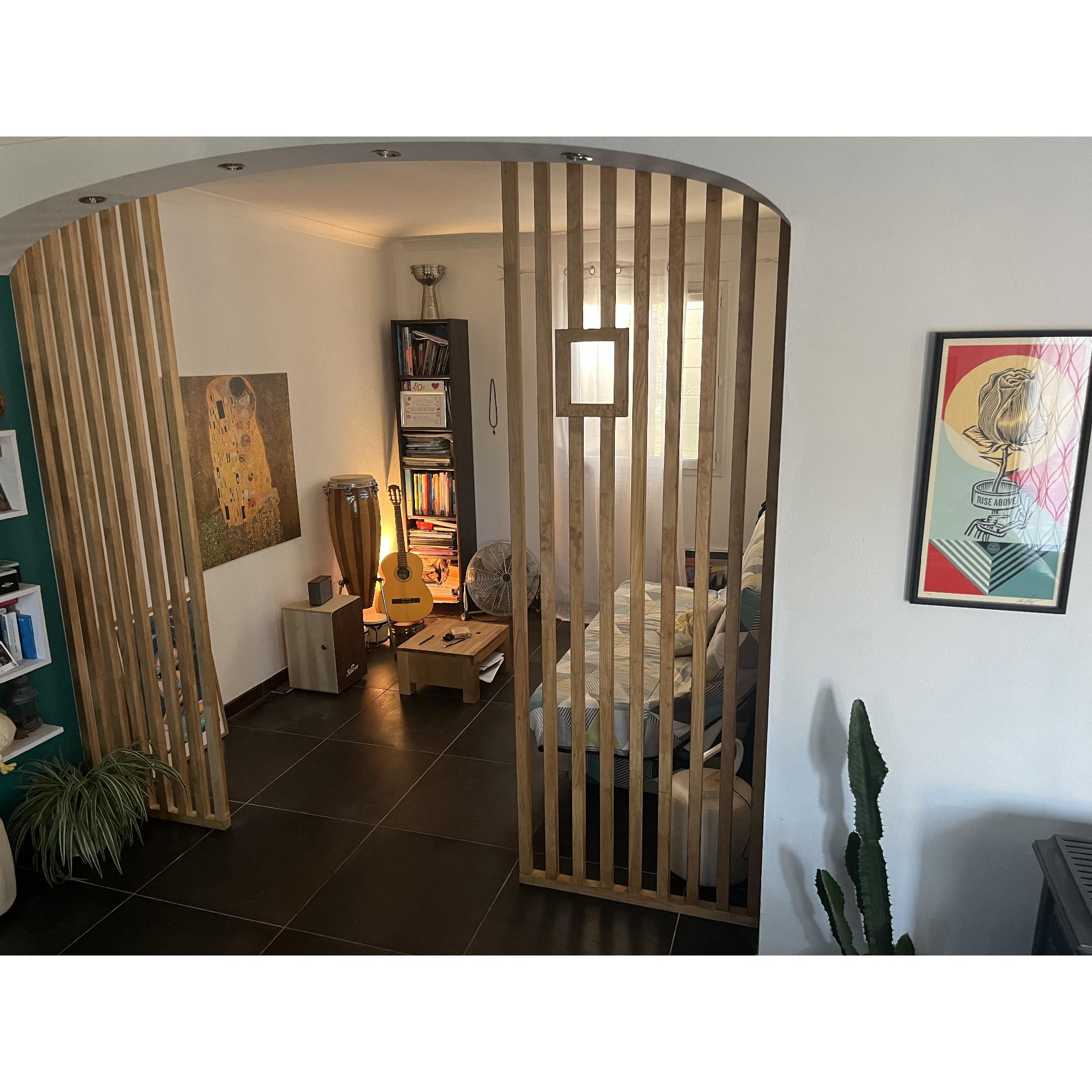 Damien a choisi un claustra bois sur mesure VoletShop pour sa qualit&eacute; et a r&eacute;ussi...