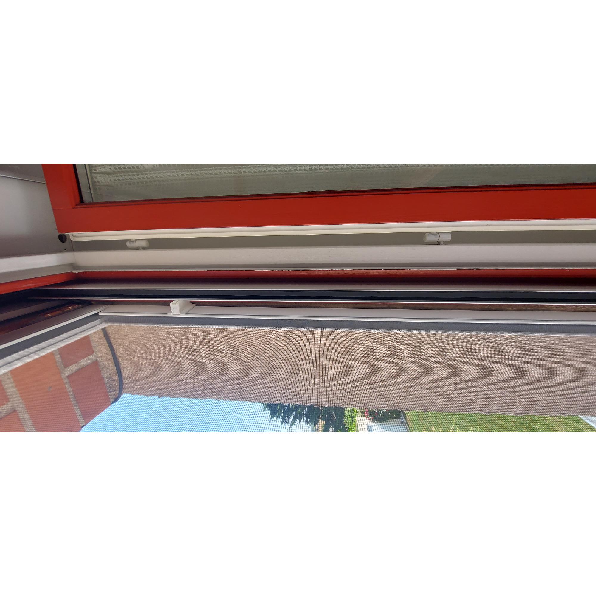 photo-Volets roulants solaires avec moustiquaire : découvrez la réalisation sur mesure de Ludovic