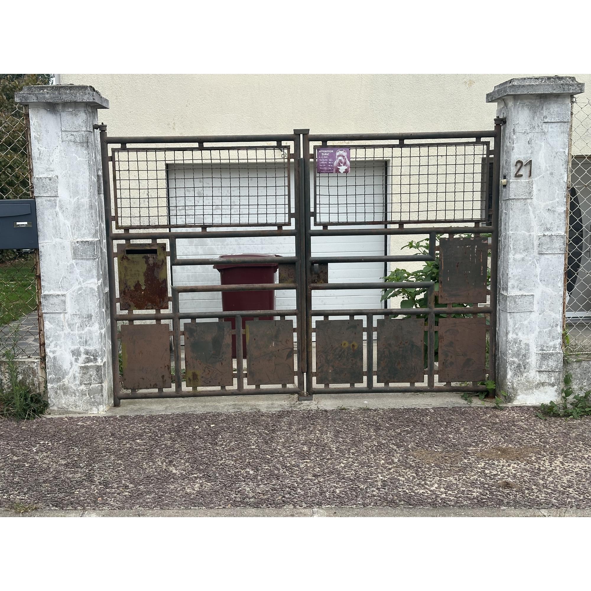 photo-Le projet de Jennifer : installation d'une clôture sur mesure