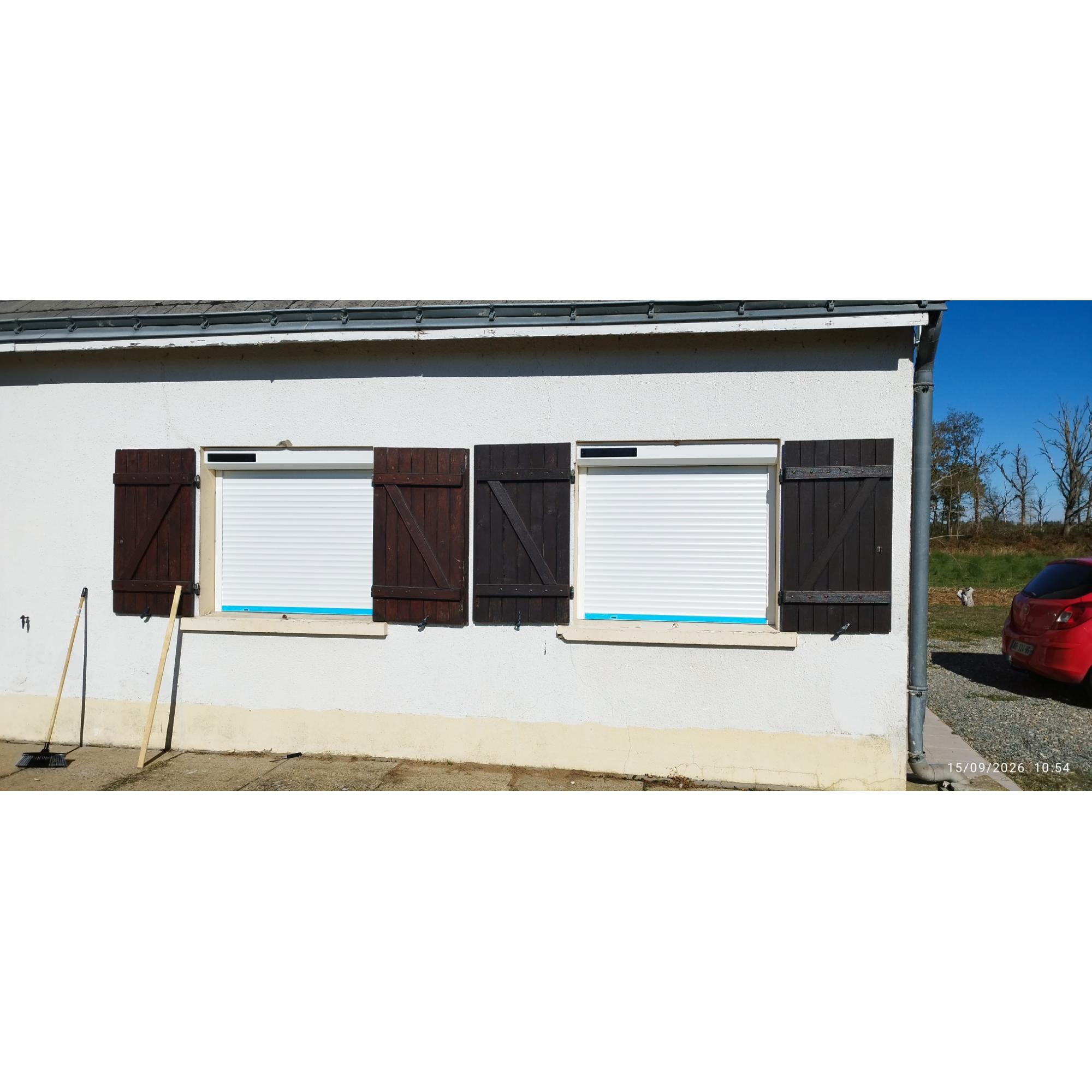 photo-Didier choisit les volets roulants solaires pour rénover sa maison