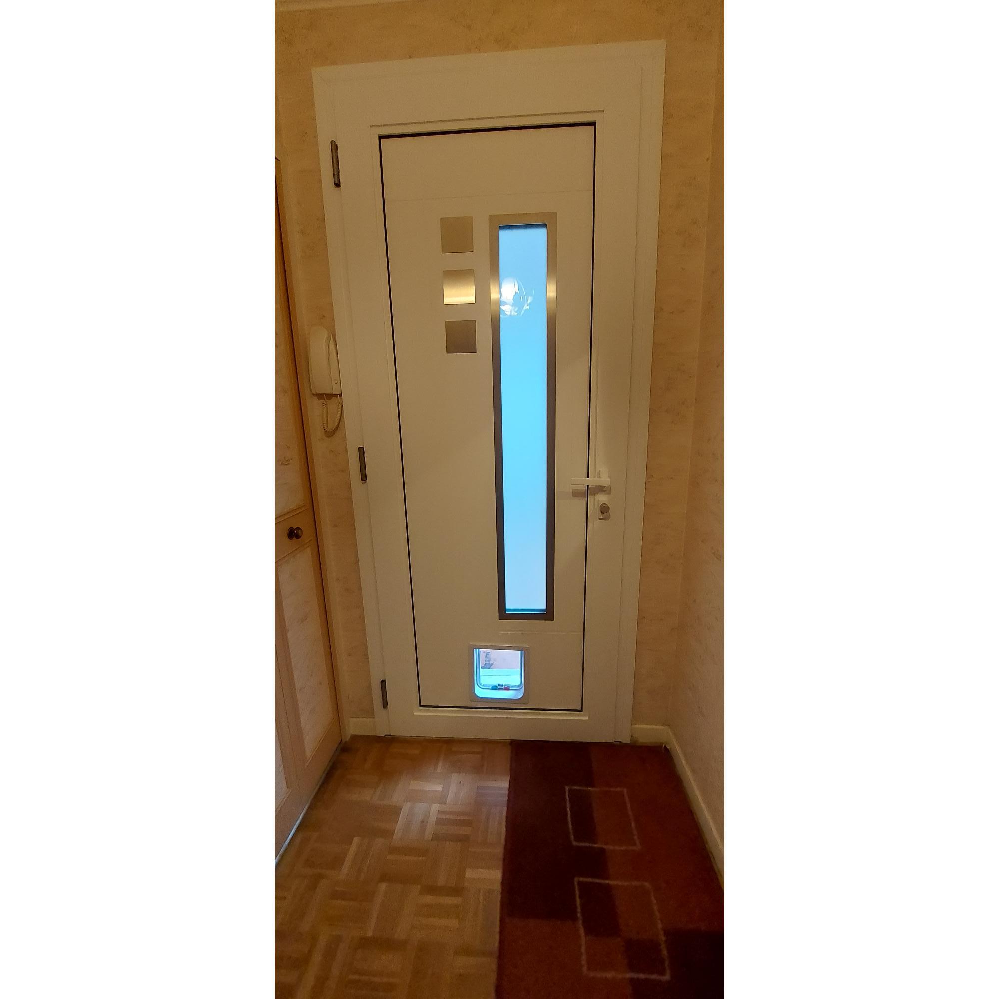 photo-Découvrez la nouvelle porte d'entrée installée par Ludovic